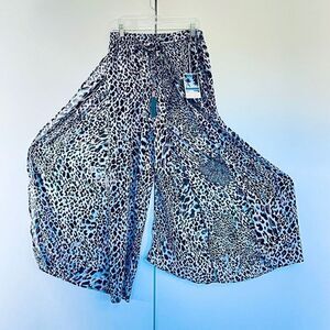 NWT Violet Sky Sz M White Sheer Animal Print Open Wide Leg Cover Up Beach Pants